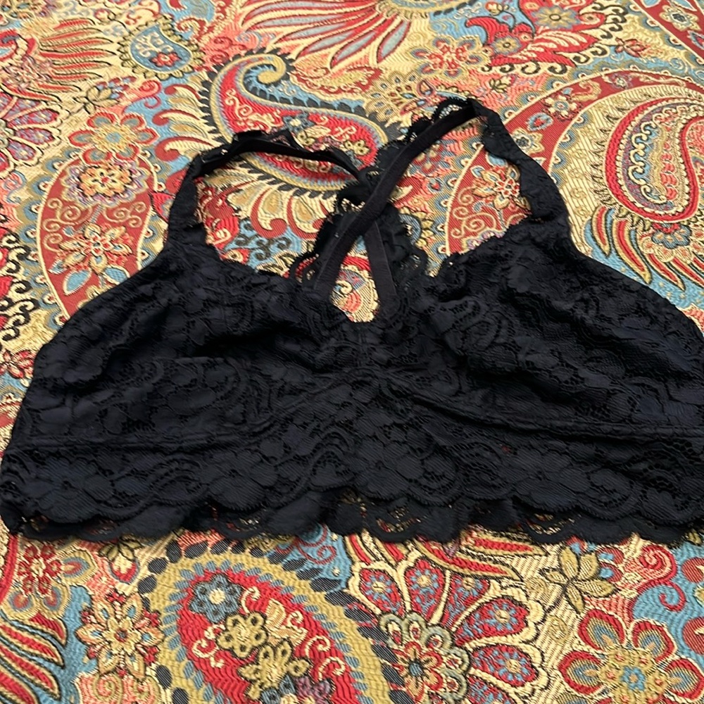 Black lace bra